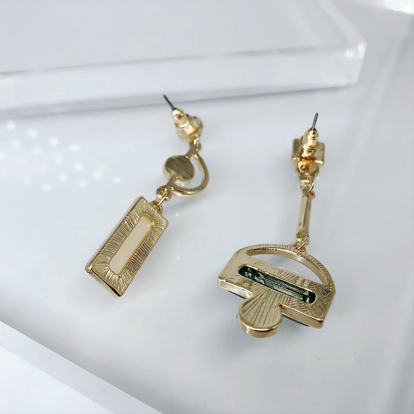 Asymmetric green Earrings