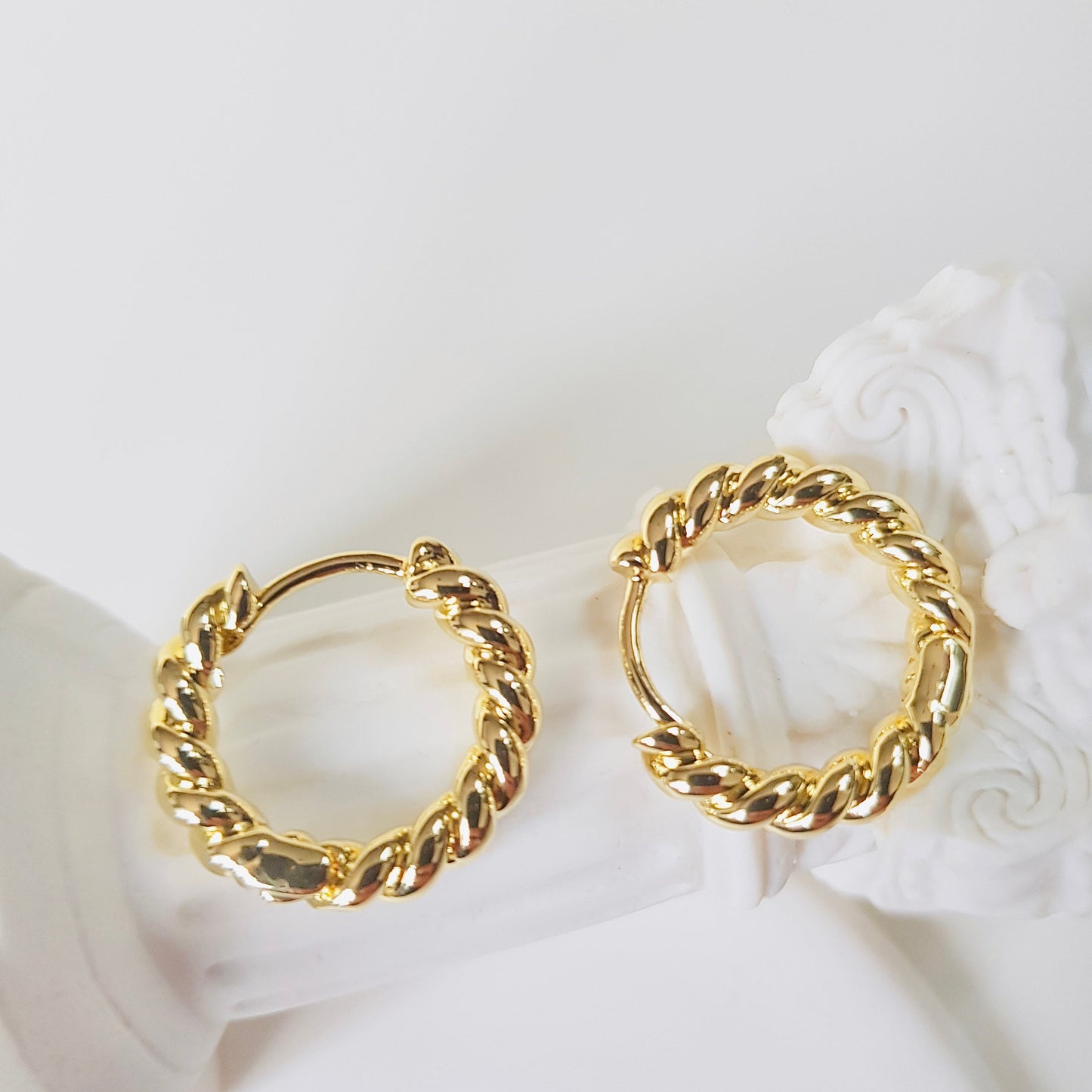 Twisted Wire Hoops