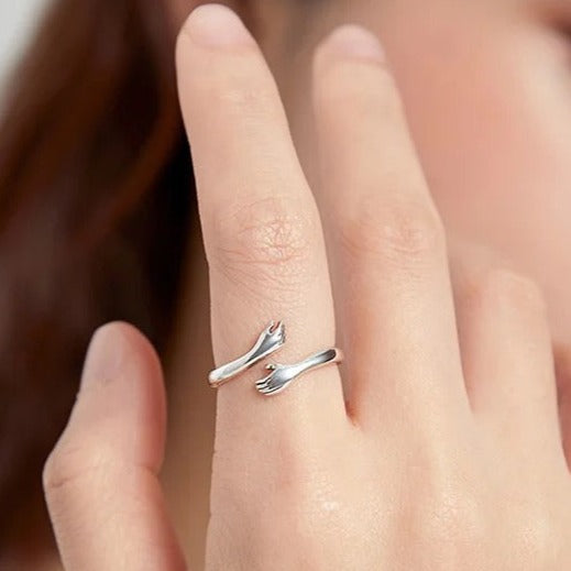 Silver Hugging Ring